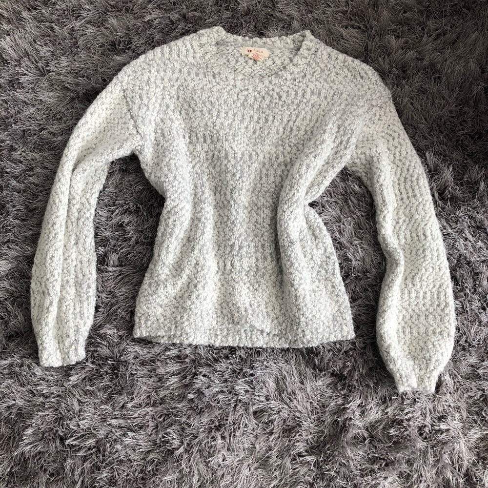 White cream Xs sweater so comfy!!!